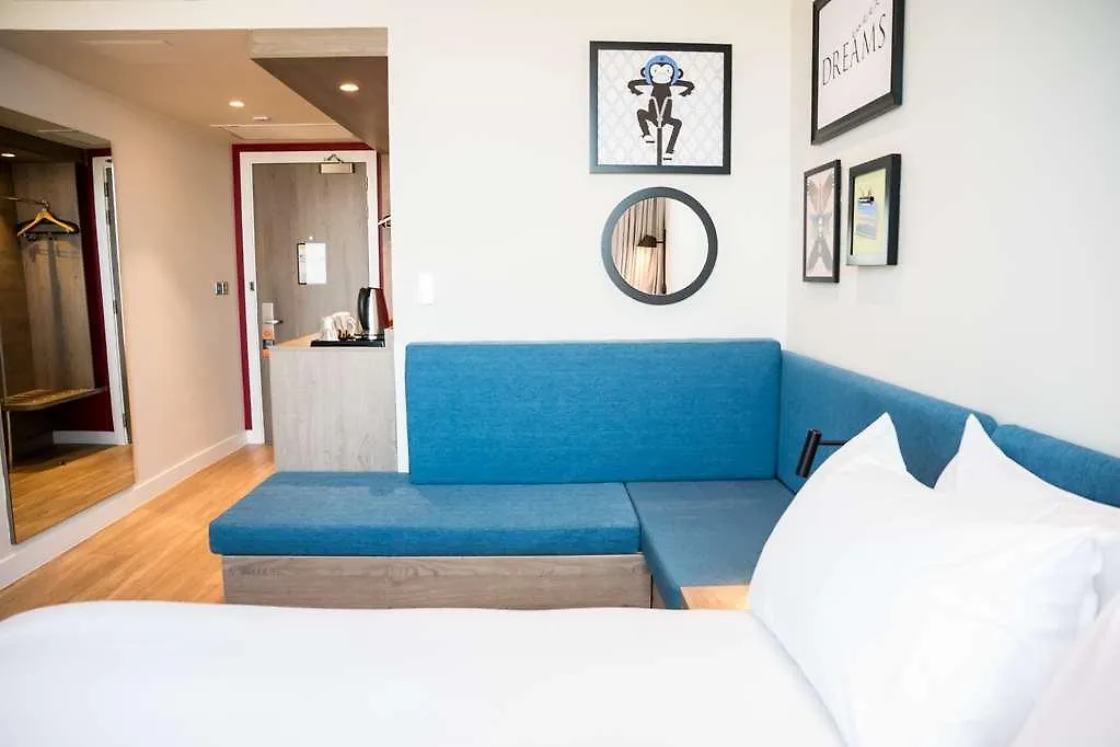 *** Отель Hampton By Hilton Блэкпул Великобритания